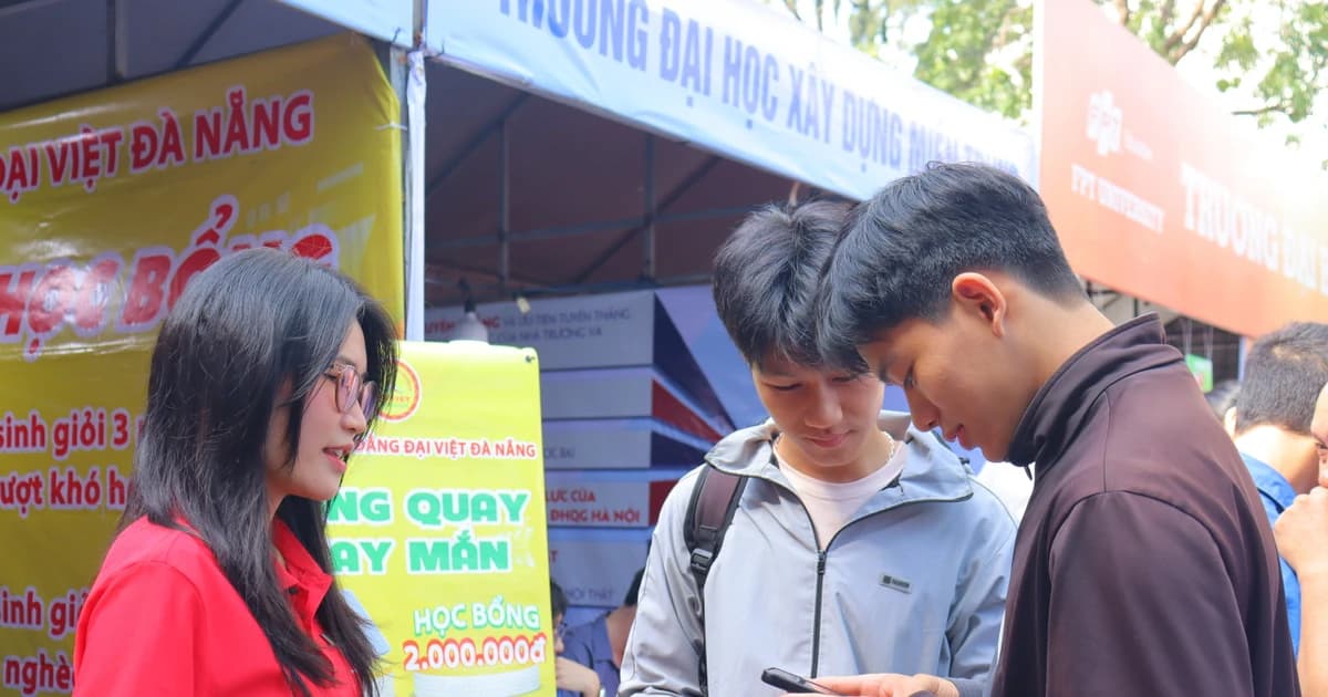 Gần 5.000 học sinh Đà Nẵng tham gia ngày hội Tư vấn mùa thi năm 2026