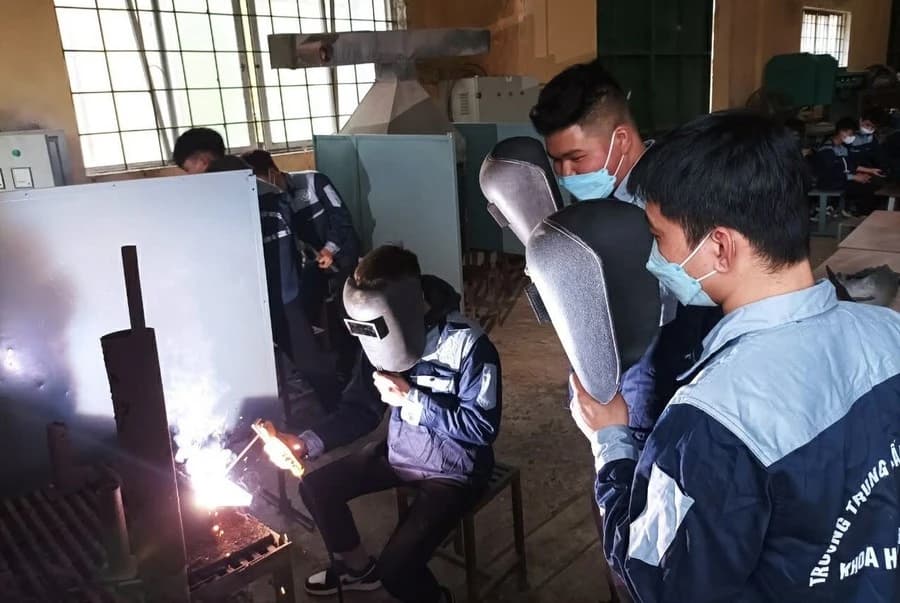 Thông tư 05/2026/TT-BGDĐT: Chuẩn hóa giờ giảng, tạo động lực cho nhà giáo