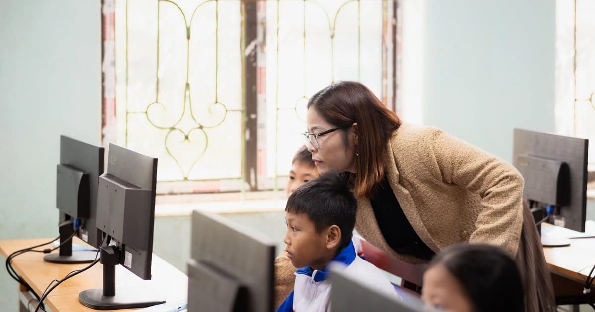 Đào tạo giáo viên theo mô hình 'trục 3 tầng'