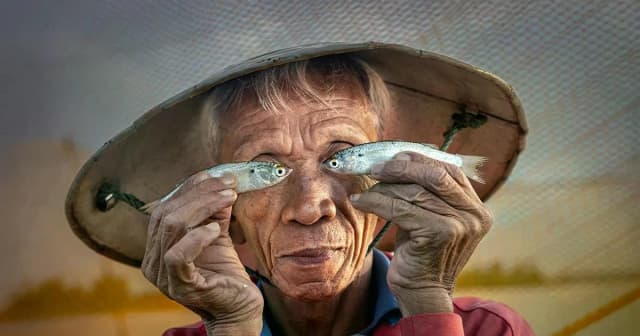 Ảnh chụp ngư dân Hội An đoạt giải quốc tế: Chất liệu chung, góc nhìn riêng