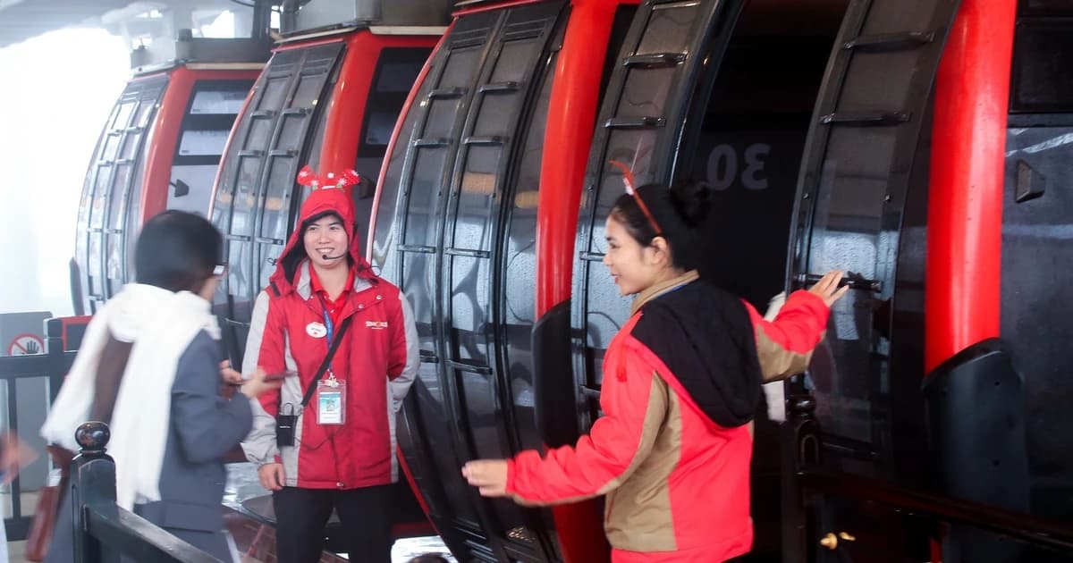 Đưa giảng đường đến doanh nghiệp: Doanh nghiệp 'đặt hàng' đào tạo nhân lực