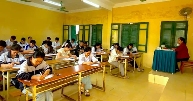 Trung tâm GDTX và trường ngoài công lập tập trung ôn tập giai đoạn nước rút
