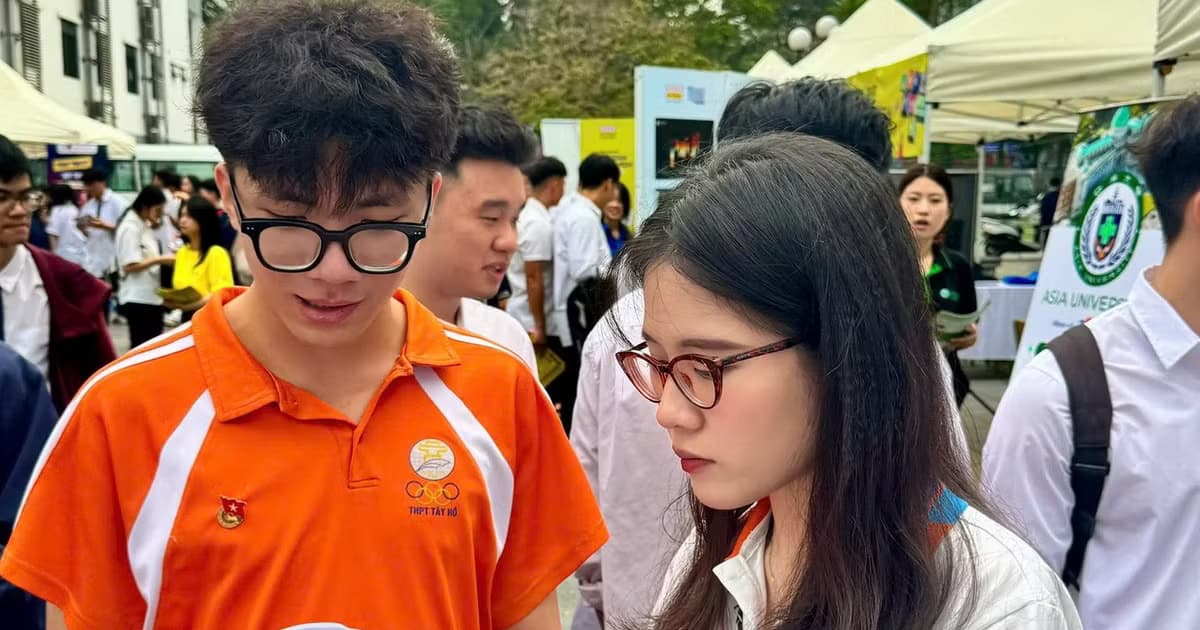 Xu hướng tuyển sinh các ngành về tài chính có tích hợp trí tuệ nhân tạo