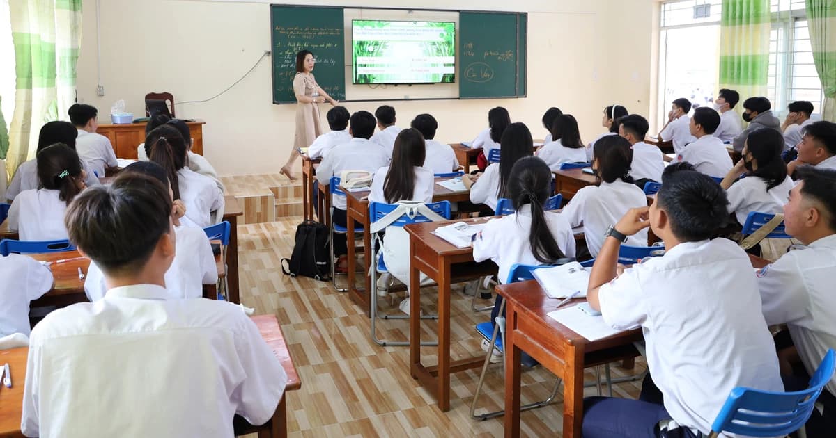 Bồi đắp năng lực số cho nhà giáo vùng Đất Mũi