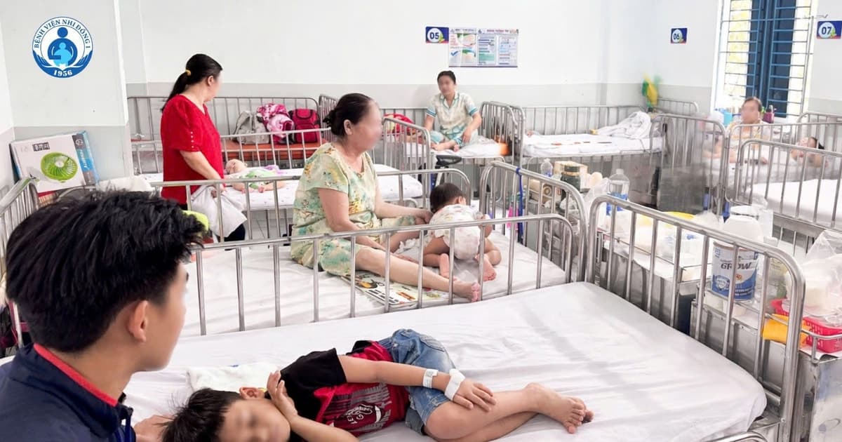 Dịch tay chân miệng bùng phát, bệnh viện TP HCM sẵn sàng tình huống quá tải