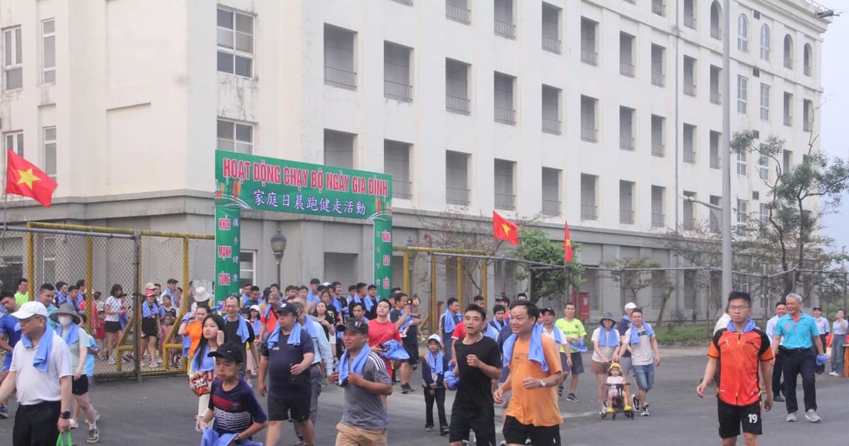 Hơn 500 người tham gia chạy bộ - đi bộ Ngày Gia đình Formosa Hà Tĩnh