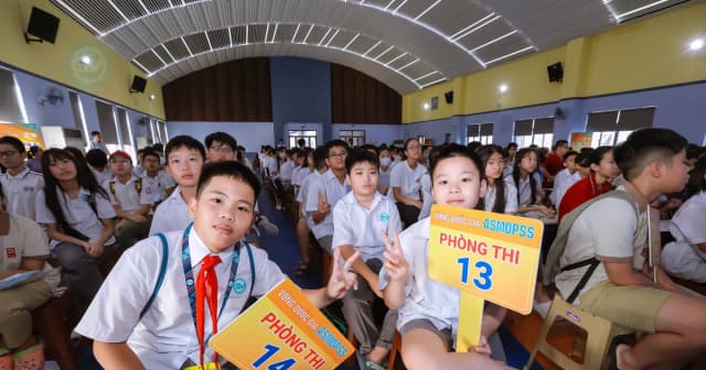 Định hình lại trường chất lượng cao ở Hà Nội: Mở rộng cơ hội học tập