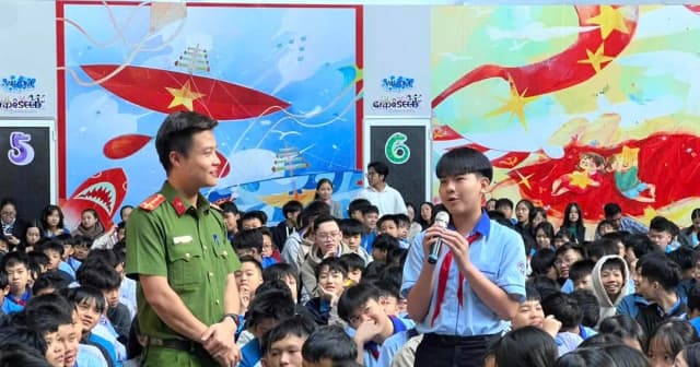 Xây dựng trường học không khói thuốc: Lập 'vành đai' chống thuốc lá điện tử