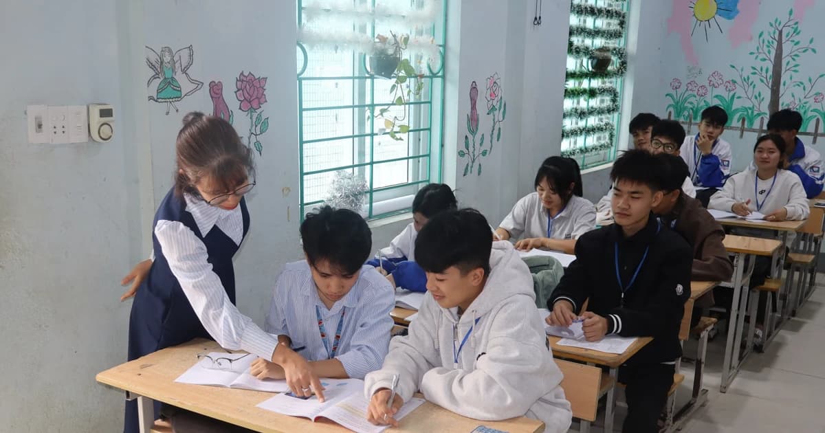 Thầy trò vùng cao với nhiều giải pháp phù hợp thực tế ôn thi tốt nghiệp