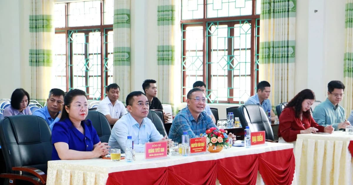 Điện Biên khai giảng lớp bồi dưỡng tiếng Trung Quốc cho 20 học viên