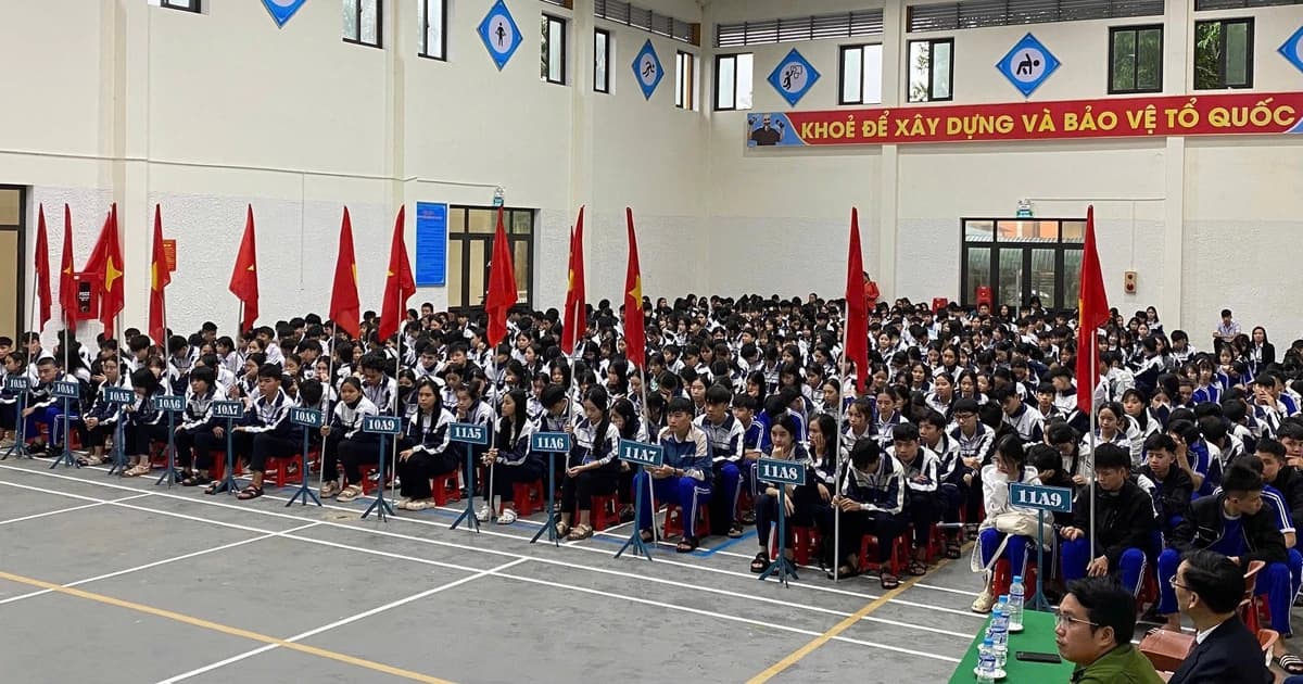 Xây dựng trường học không khói thuốc: Giữ môi trường học đường trong lành