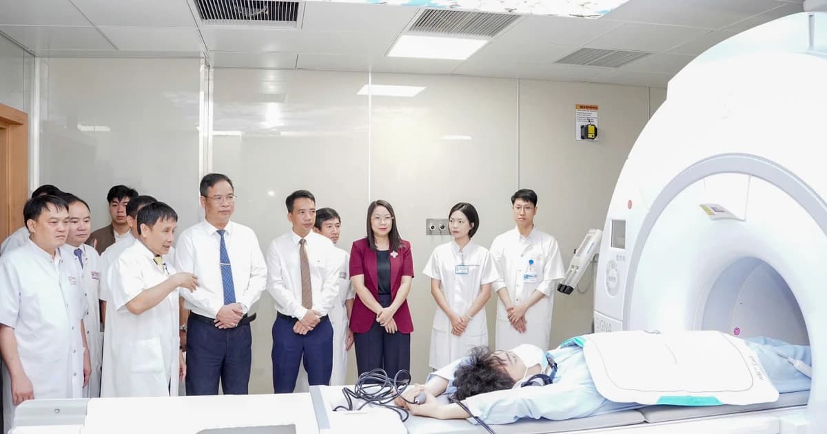 Bệnh viện Trung ương Huế vận hành hệ thống máy cộng hưởng từ thế hệ mới nhất