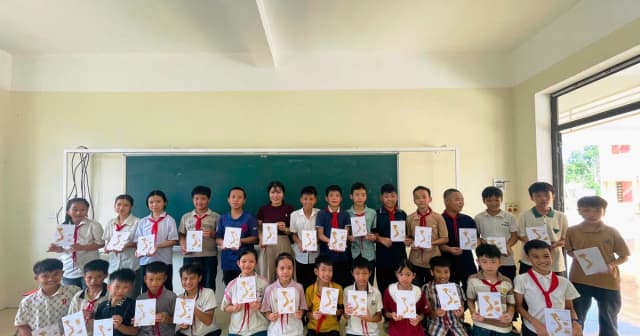 Lan tỏa STEM và năng lượng tái tạo đến học sinh miền núi Thanh Hóa