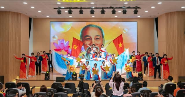 Trường Cao đẳng Công nghệ Y - Dược Việt Nam giành giải Nhất Hội diễn khối GDNN