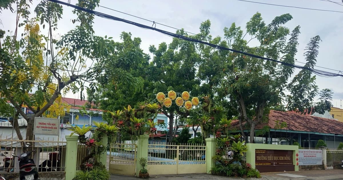 Làm rõ nguyên nhân 25 học sinh nhập viện nghi ngộ độc thực phẩm