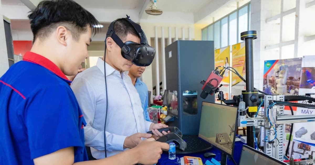 Chính sách định hướng lại dòng chảy nguồn nhân lực vào ngành học nền tảng