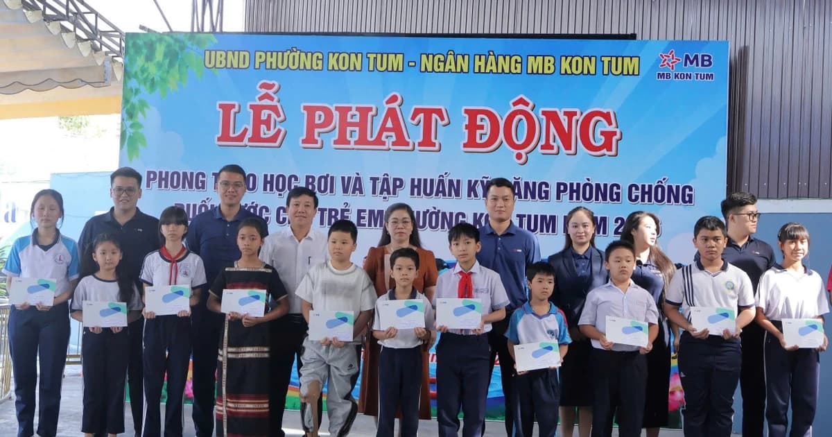 Kon Tum đẩy mạnh phong trào học bơi, phòng chống đuối nước cho trẻ em
