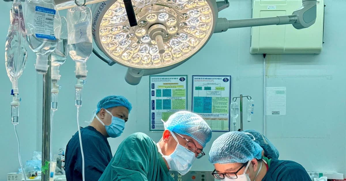 Tự điều trị khối u tại nhà, người phụ nữ phải cắt hoàn toàn gan trái