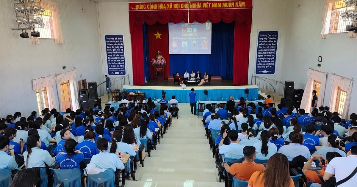 Định hướng nghề nghiệp, cơ hội việc làm cho sinh viên trường nghề
