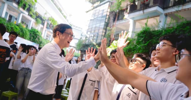Phổ điểm thi tốt nghiệp THPT 2026 được dự báo ra sao?