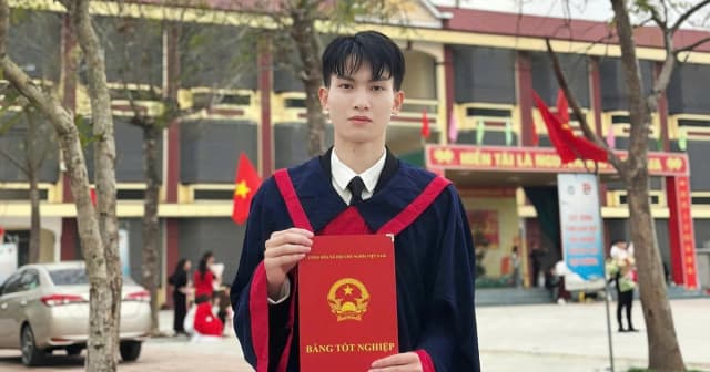 Nam sinh ở Hà Tĩnh đạt 29 điểm khối A00 nhờ tinh thần kỷ luật