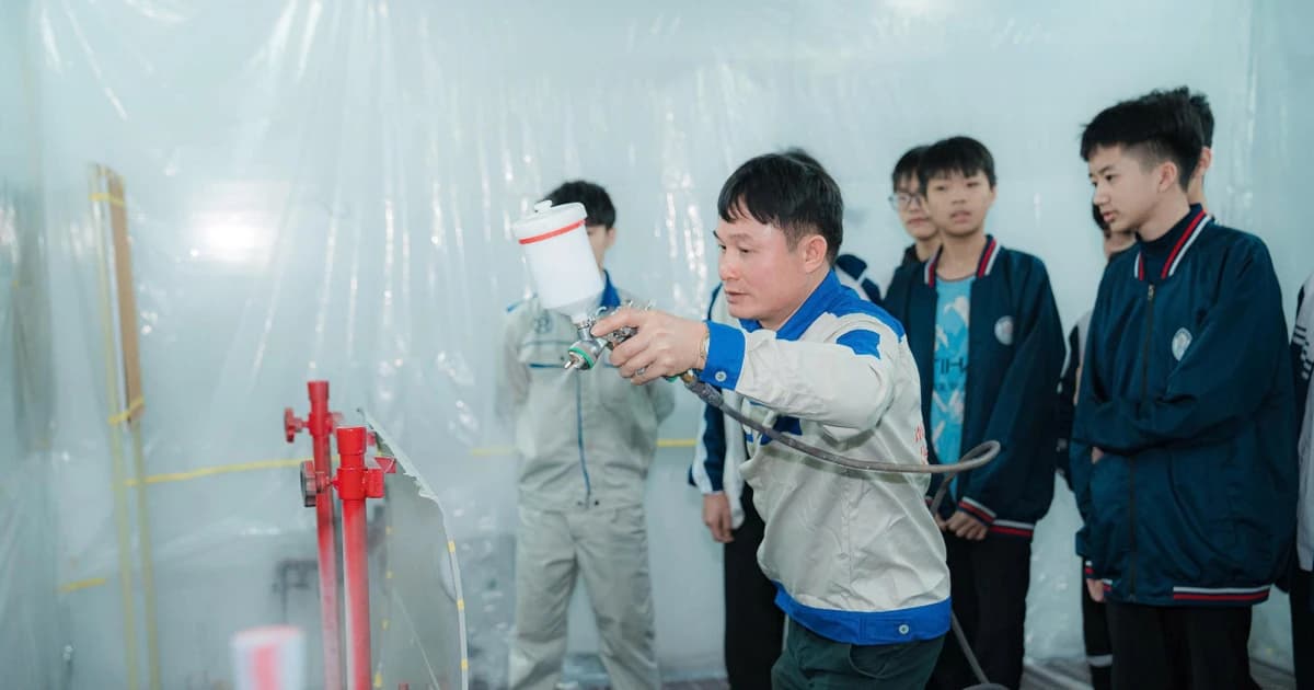 Trung học nghề cần vượt qua định kiến để trở thành lựa chọn hấp dẫn