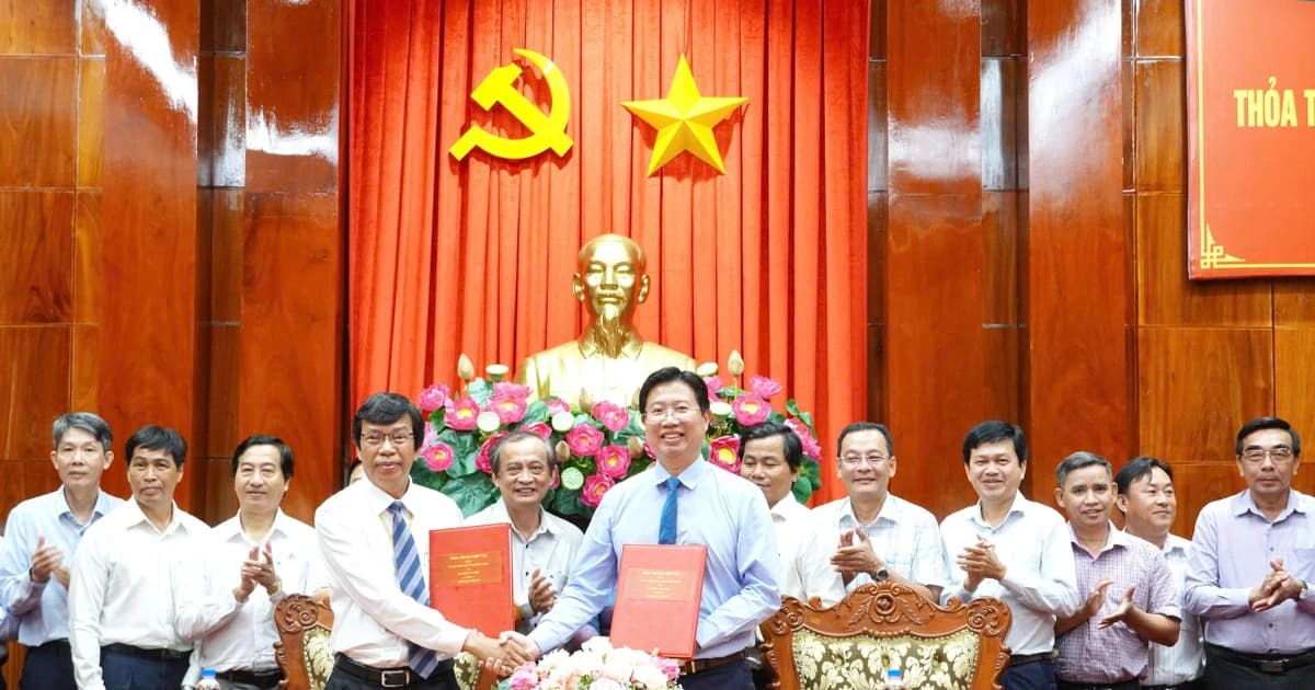 UBND tỉnh Đồng Tháp ký kết hợp tác chiến lược với Đại học Cần Thơ