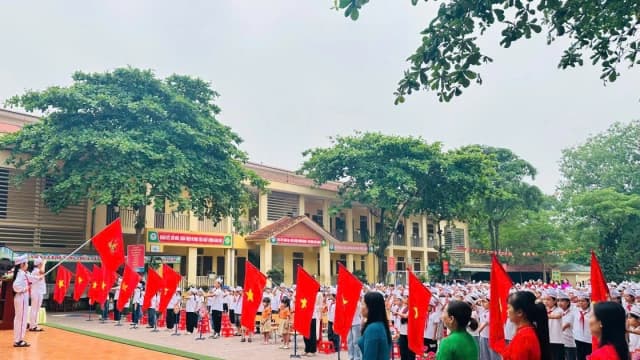 Học sinh ở Phú Thọ tựu trường sớm nhất trước ngày khai giảng 2 tuần