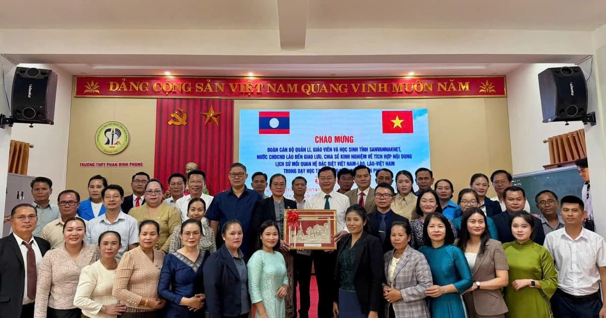 Quảng Trị - Savannakhet hợp tác giáo dục, vun đắp tình hữu nghị Việt - Lào