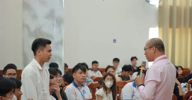 Thỉnh giảng đại học từ nhu cầu nhân lực đến quản trị chất lượng