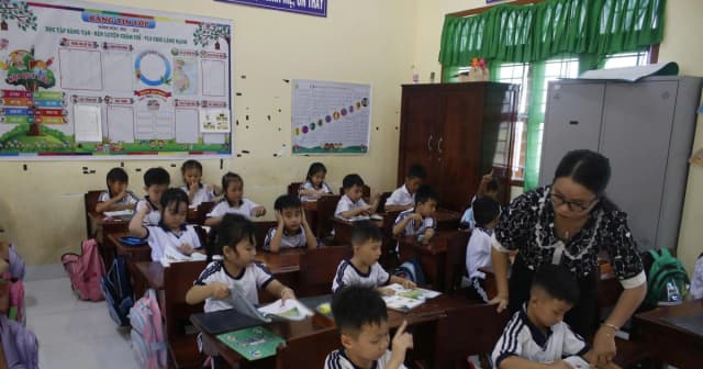 Đồng Tháp triển khai chính sách miễn phí sách giáo khoa và hỗ trợ đầu năm học