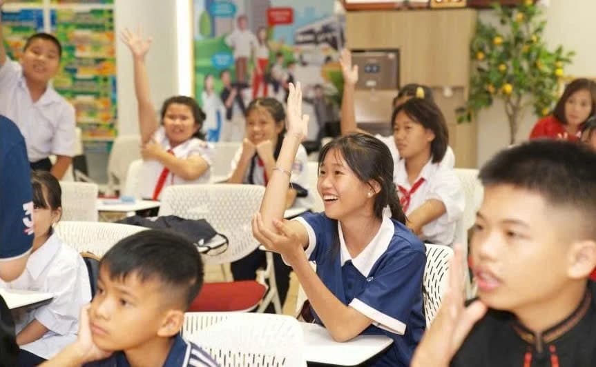 Acecook Việt Nam chắp cánh ước mơ cho 42 trẻ em với 'Chuyến đi Hạnh phúc 2026'