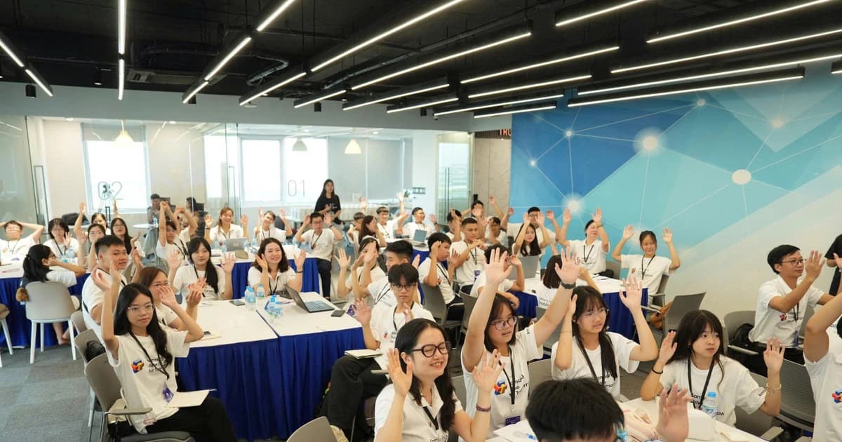 50 đội thi miền Bắc tăng tốc hoàn thiện dự án STEM
