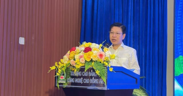 Nâng chất lượng dạy kỹ năng mềm cho sinh viên trường nghề