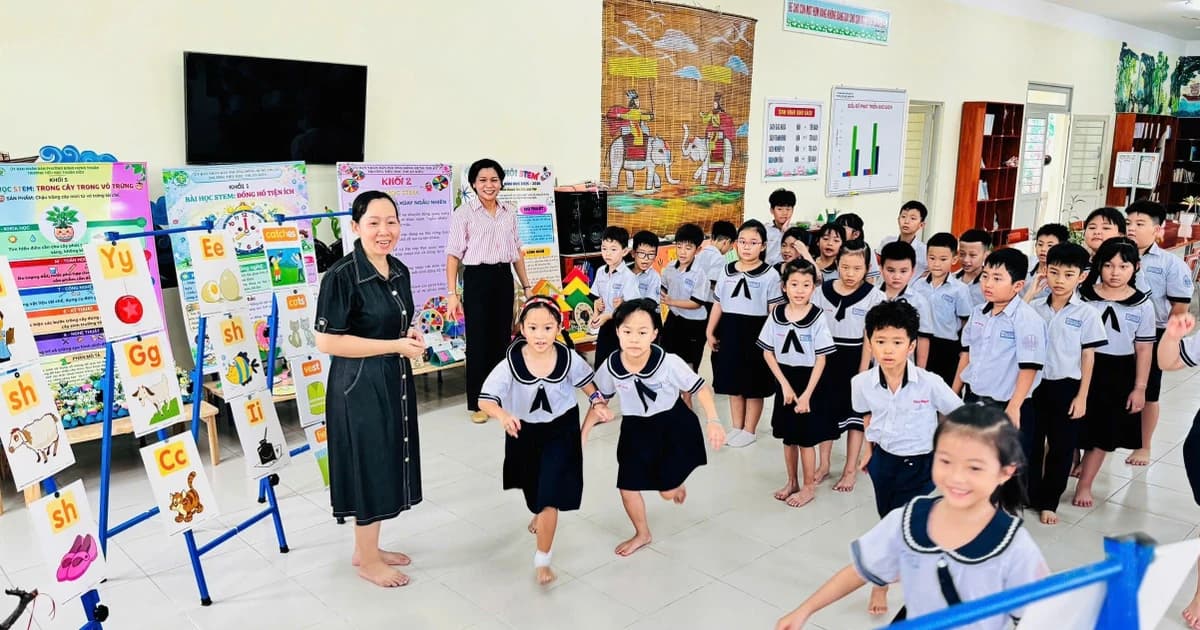 Dạy tiếng Anh từ sớm: Chuẩn bị kỹ để trẻ học nhẹ nhàng, hiệu quả