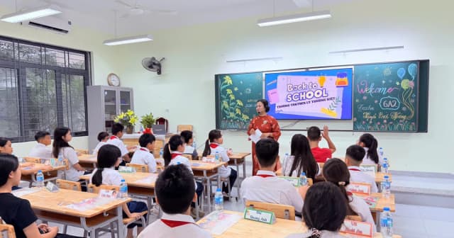 Nâng chất đội ngũ nhà giáo trước yêu cầu chuyển đổi số và hội nhập