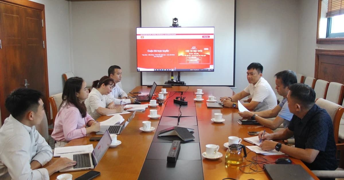 Thi trực tuyến Học Bác - Hiểu Đảng - Phát triển giáo dục, làm chủ công nghệ