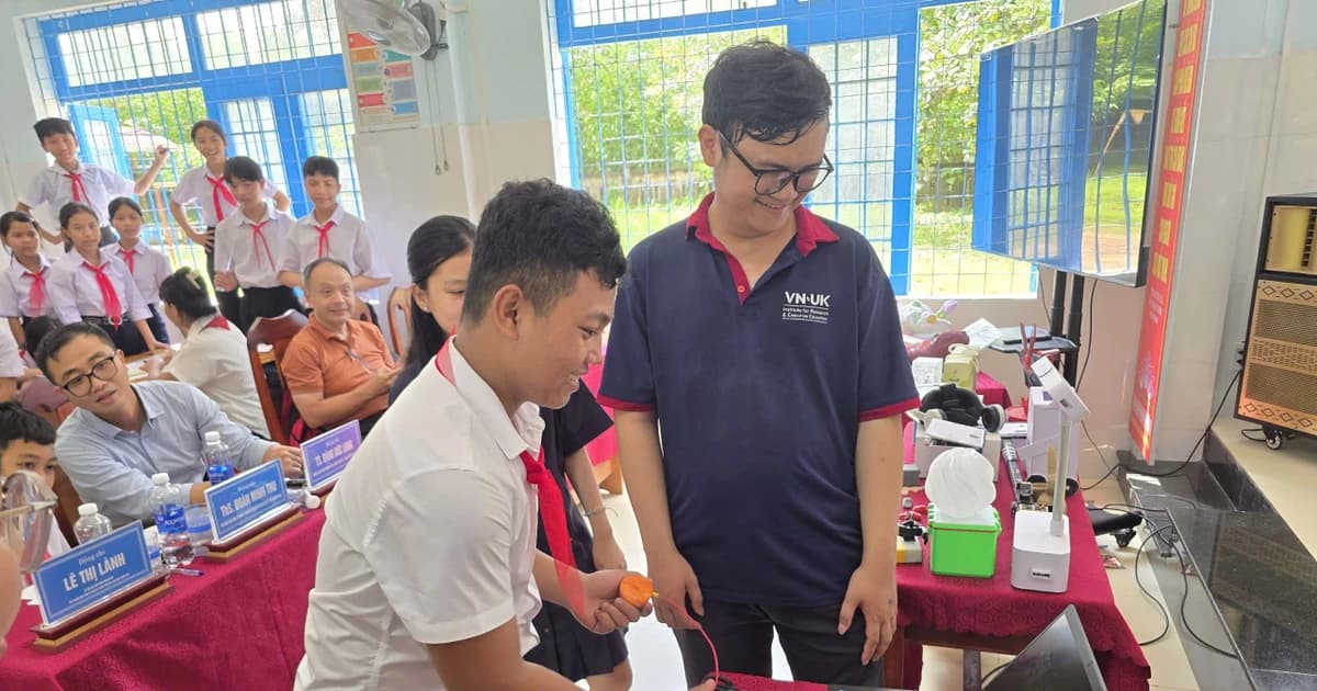 Đà Nẵng mang sân chơi Robotics & STEAM đến với thiếu nhi miền núi