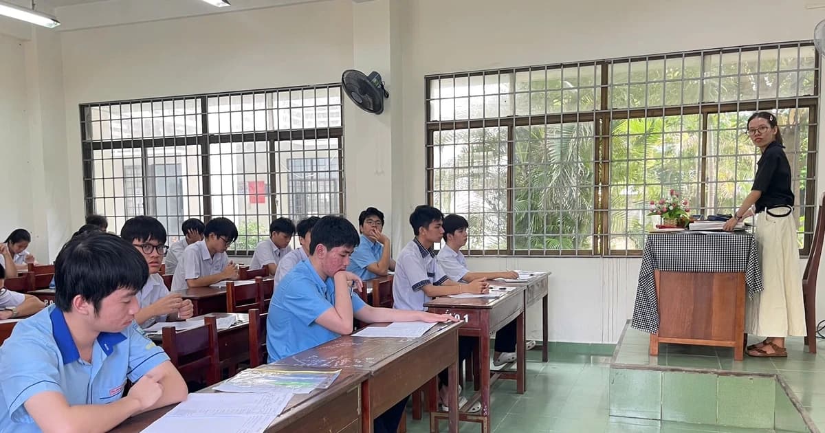 1.329 thí sinh Gia Lai dự thi học sinh giỏi lớp 12