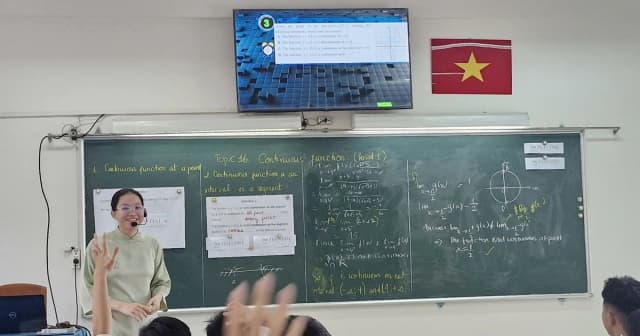 Đưa tiếng Anh thành ngôn ngữ thứ hai, thúc đẩy chuyển đổi số trong trường học