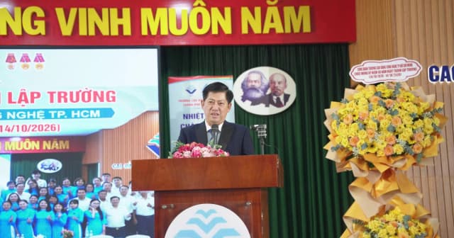 Trường Cao đẳng Công nghệ TPHCM kỷ niệm 48 năm thành lập