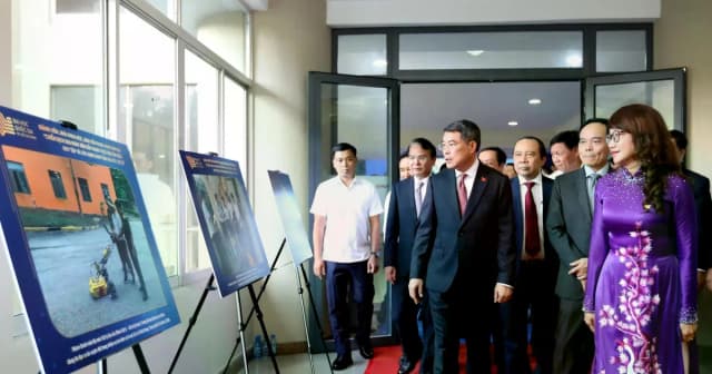 Các nhà khoa học Đại học Quốc gia TPHCM góp sức tìm kiếm hài cốt liệt sĩ