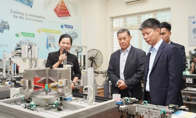 Nâng chất lượng đào tạo STEM từ trải nghiệm sớm