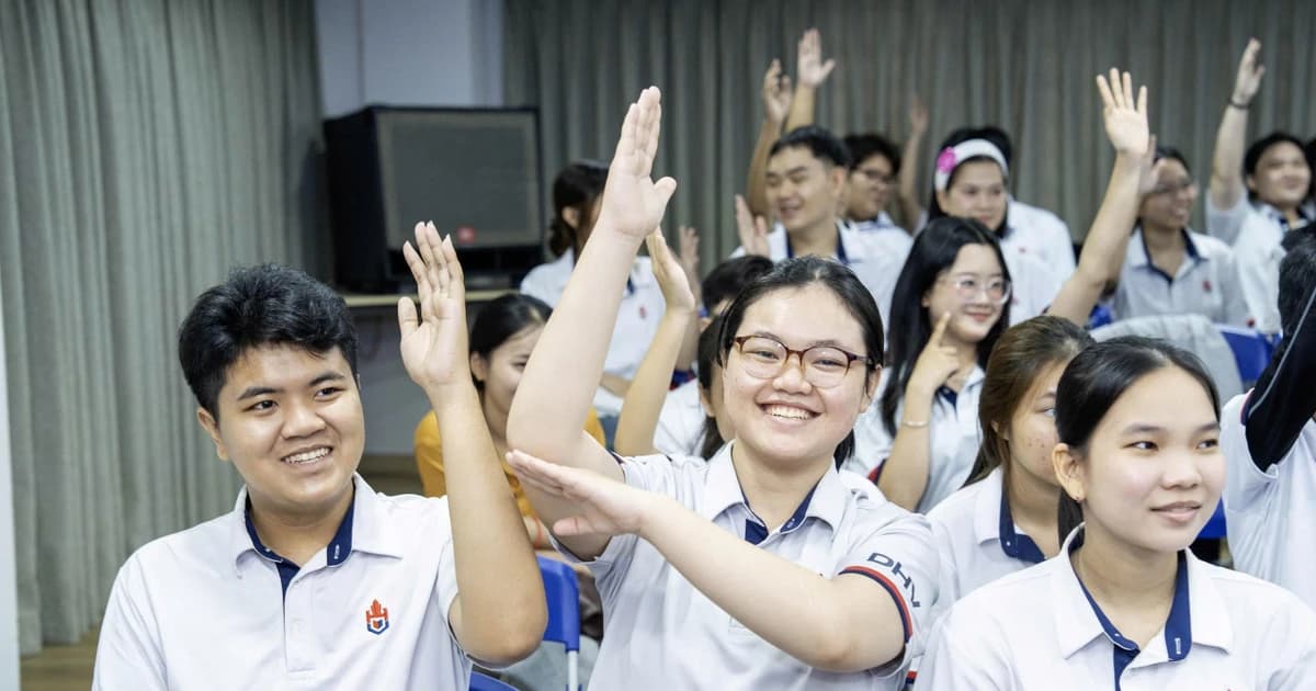 Nguyên Đại sứ Hoa Kỳ đối thoại cùng sinh viên TPHCM