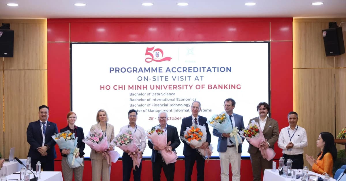 HUB khai mạc đánh giá ngoài theo tiêu chuẩn FIBAA 4 chương trình đào tạo