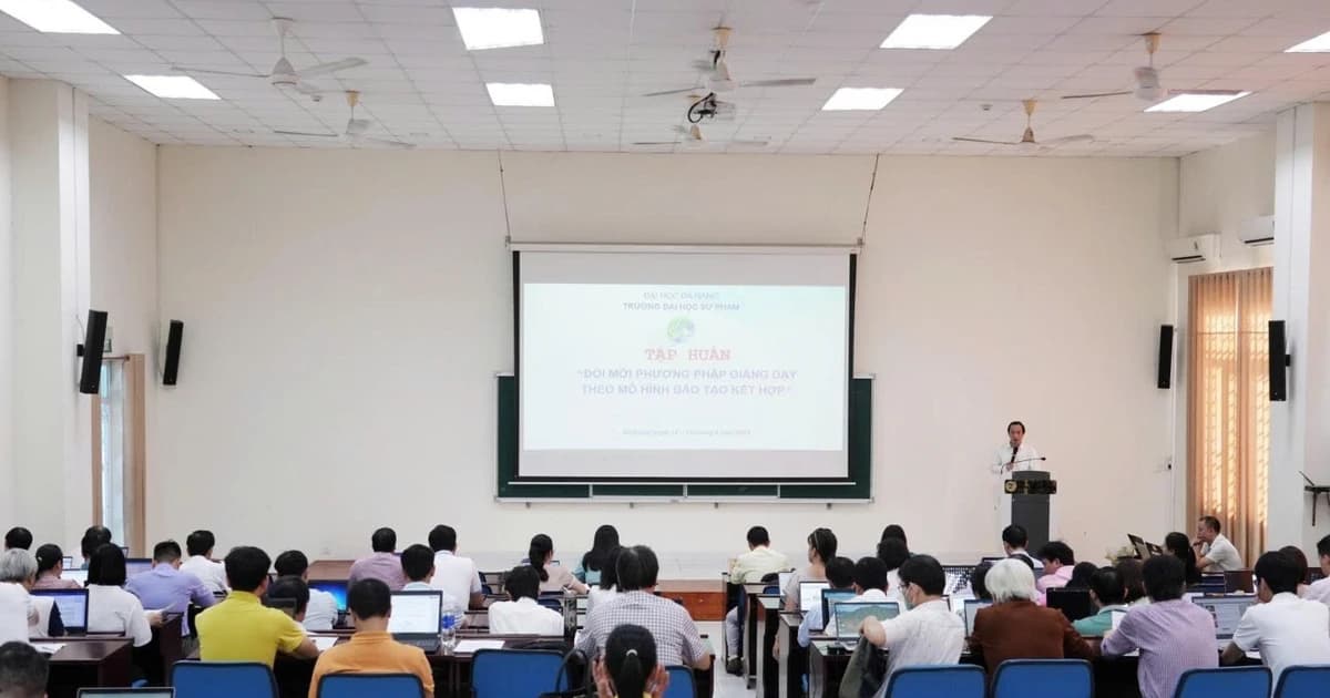 Làm mới chương trình đại học trước tác động của AI